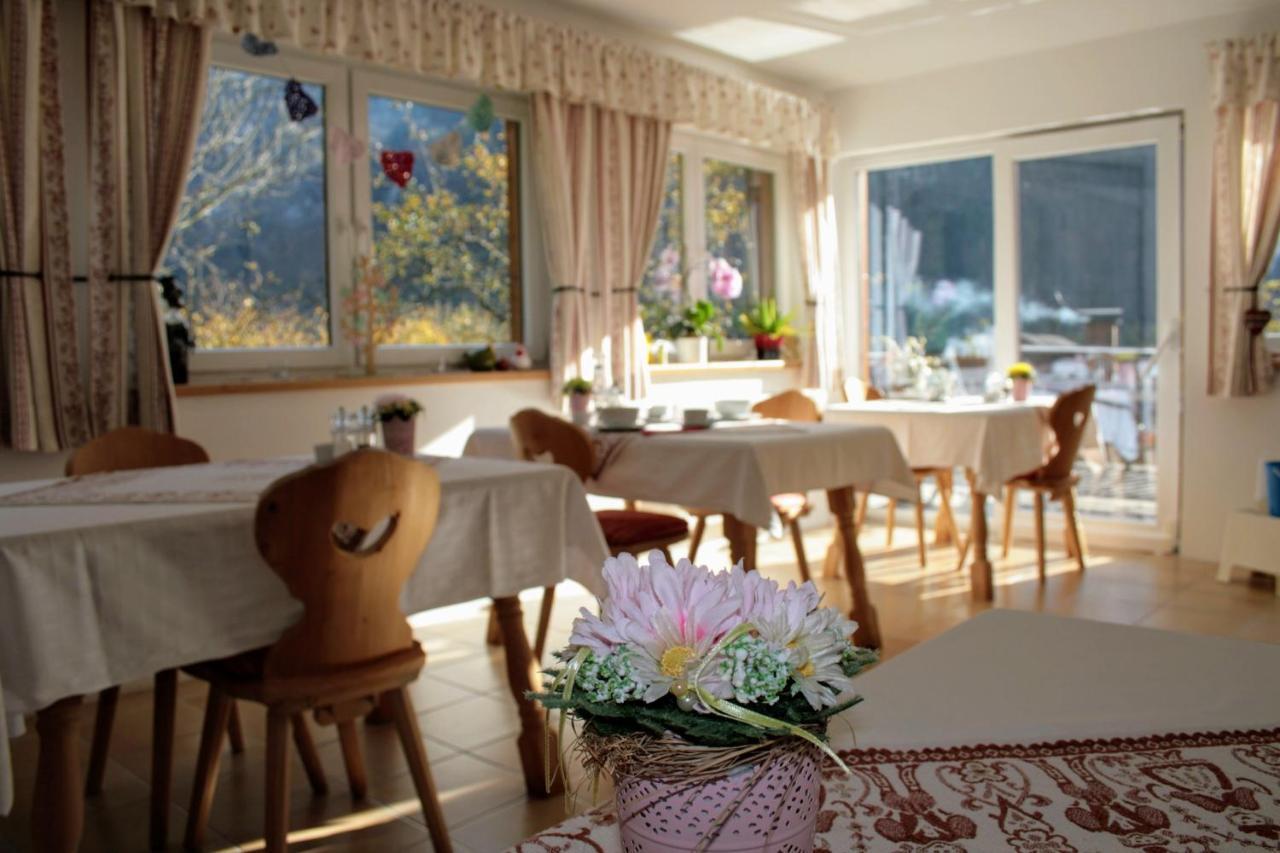 Haus Hepi Hotel โอเบอร์ทราวน์ ภายนอก รูปภาพ